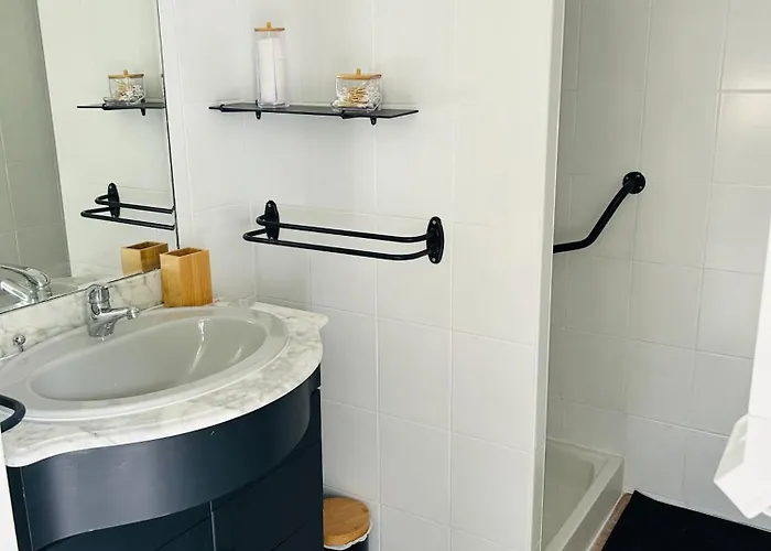 Apartment Pouzet 3 *